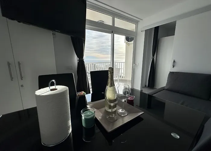 Apartment Panoramic Floor - Americas *